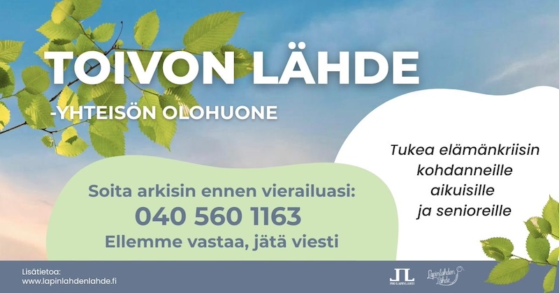 Puiden lehtiä ja sinistä taivasta, aamunruskoa